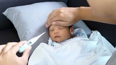 Bebês com menos de 6 meses são os mais vulneráveis à coqueluche - Imagem: Reprodução / Freepik