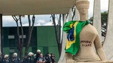 O PL da Dosimetria, que muda a forma de cálculo das penas, foi aprovado na CCJ e pode impactar processos judiciais futuros - Imagem: Reprodução/Agência Brasil