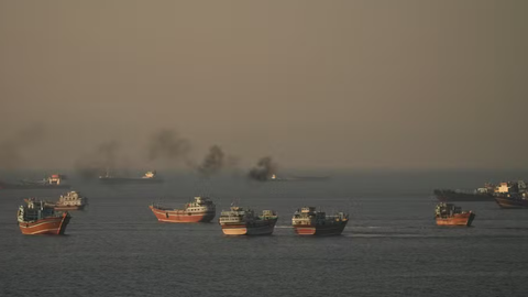 Aeronaves americanas atacaram posições militares iranianas próximas ao Estreito de Ormuz - Imagem: Reprodução
