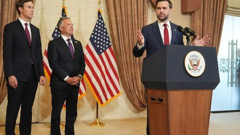JD Vance afirmou que Irã recusou termos dos EUA. - Imagem: Reprodução/AFP.