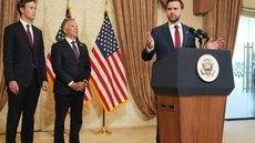 JD Vance afirmou que Irã recusou termos dos EUA. - Imagem: Reprodução/AFP.