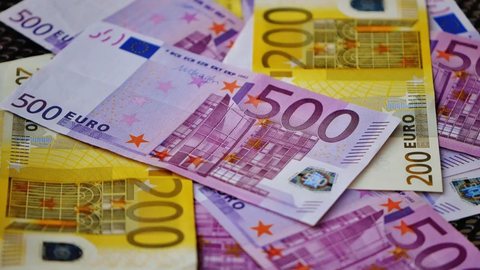 Brasil capta 5 bilhões de euros no mercado europeu e registra maior emissão de títulos internacionais da história - Imagem: Reprodução/Twitter/X