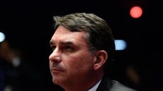 A ordem é para não deixar Flávio Bolsonaro sangrar sozinho - Imagem: Reprodução/Instagram