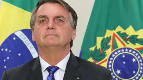 Ex-Comandantes do Exército e da FAB confirmaram à PF a pressão de Bolsonaro por um golpe de Estado para se manter no poder - Imagem: Reprodução/Instagram @jairmessiasbolsonaro