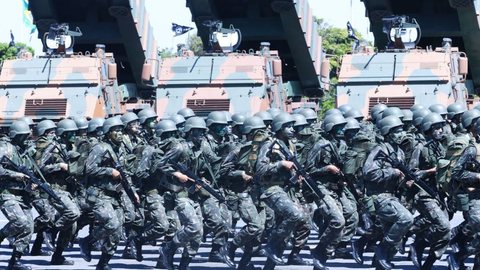 Operação na casa de Bolsonaro expõe desgaste entre bolsonaristas e Exército - Imagem: Agência Brasil