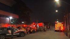 Fogo começou por volta das 5h03 na Rua Aída - Imagem: Reprodução / TV Globo