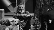 Falece Emilio Echevarría, astro de Amores Brutos, aos 80 anos - Imagem: Reprodução / X / @CinemaTropical