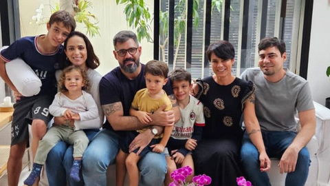 Juliano Cazarré e família - Imagem: Reprodução/Instagram