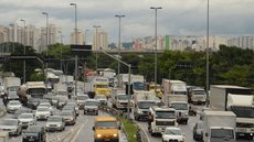 Trânsito na Marginal Tietê - Imagem: Reprodução / Agência Brasil / Rovena Rosa