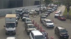 Quase 15 milhões de veículos devem circular nas estradas no feriado. - Imagem: Reprodução/Semil.