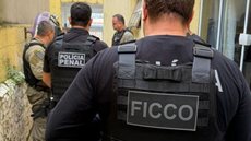 As investigações continuam para descobrir outros envolvidos e entender a extensão do esquema no sistema prisional paulista - Imagem: Reprodução/Polícia Federal