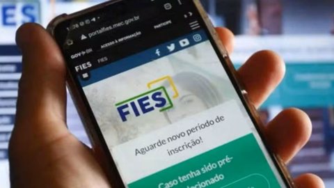 Os interessados devem usar o Portal Único de Acesso ao Ensino Superior para verificar a pré-seleção - Imagem: Reprodução / Agência Brasil