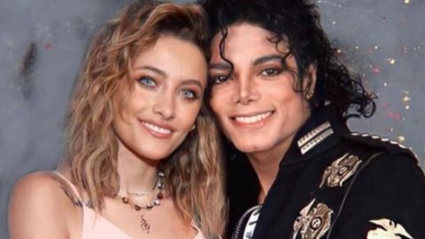 Filha de Michael Jackson, Paris afirma que se identifica como uma mulher negra; saiba detalhes - Imagem: reprodução Instagram