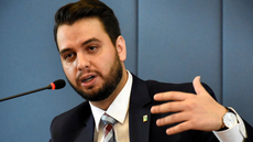 Filipe Martins foi preso pela PF no Paraná após decisão do STF revogar sua prisão domiciliar - Imagem: Reprodução