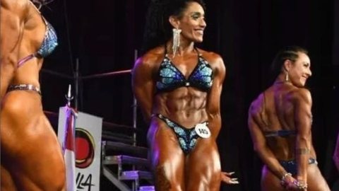 Johana se tornou vice-campeã do Campeonato Sul-Americano de Fisioculturismo de Fitness - Imagem: reprodução Instagram @joharulos