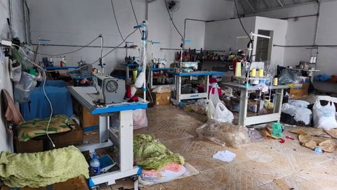 Investigação aponta aliciamento de imigrantes com promessas falsas de emprego e moradia - Imagem: Reprodução/PM/G1