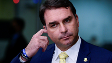 Flávio Bolsonaro acionou o TSE após pesquisa indicar crescimento de Lula em cenário de disputa presidencial para 2026 - Imagem: Reprodução