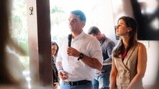 Flávio Bolsonaro prepara novo gesto ao eleitorado feminino e pretende defender a indicação de mulheres ao Supremo Tribunal Federal caso seja eleito presidente da República. - Imagem: Divulgação / Assessoria Flávio Bolsonaro