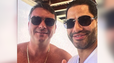 Foto de Flávio Bolsonaro com “Sicário” vem a público; senador diz não reconhecer homem do registro - Imagem: Reprodução | ICL Notícias