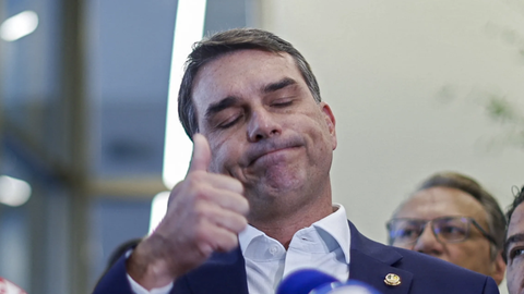 Senador alegou associação indevida com investigação da Polícia Federal - Imagem: Sergio Lima | AFP