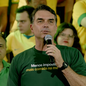 Flávio Bolsonaro participou, em Fortaleza, do lançamento da pré-candidatura de Alcides Fernandes ao Senado pelo Ceará - Imagem: Reprodução