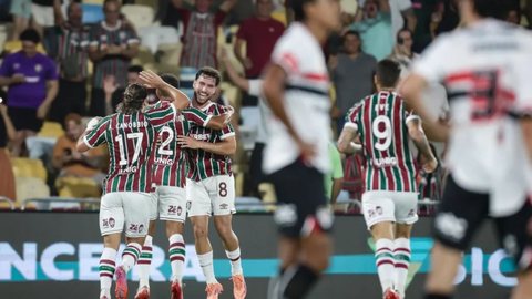 Jogadores do Fluminense comemoram gol contra São Paulo - (Foto: Fluminense FC/Divulgação)