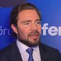 Mensagens anexadas pela Polícia Federal apontam que Daniel Vorcaro teria financiado investimentos realizados pela Moriah Asset em marcas como Oakberry e Desinchá. - Imagem: Reprodução