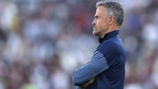 uis Enrique, técnico do PSG, tem 100% de aproveitamento em finais, um desafio para o Chelsea na decisão do Mundial de Clubes - Foto: Alex Pantling/ FIFA