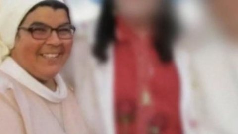 Irmã Adelaide é indiciada pela tortura e morte de 10 idosos - Imagem: reprodução Twitter @GabrielKustow
