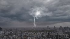 Frente fria avança e coloca São Paulo em alerta para temporais - Imagem: Reprodução / Freepik