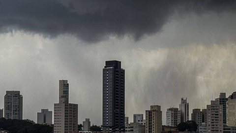 Tempo instável marca o início da semana em São Paulo - Imagem: Adriano Vizoni