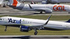 A união entre Azul e Gol pode criar barreiras para novas companhias, mas promete aumentar a conectividade em várias regiões. - Imagem: Reprodução | Agência O Globo