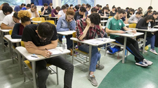 Prova terá 90 questões de múltipla escolha e redação - Imagem: Marcos Santos/USP Imagens