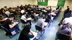 Frente à lista de espera, candidatos devem confirmar matrícula - Imagem: Ricardo Matsukawa