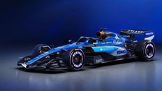 O FW48 mantém o azul característico da Williams e traz de volta um símbolo histórico da equipe para a temporada 2026 - Imagem: Reprodução / Instagram / Atlassian Williams F1 Team