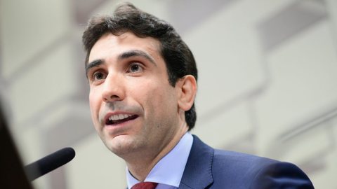 A declaração vem em um contexto de desafios econômicos do Brasil e real desvalorizado - Imagem: Reprodução / Pedro França / Agência Senado