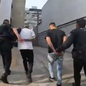 Dupla foi levada ao distrito policial nos Jardins após reconhecimento da vítima - Imagem: Reprodução