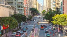 O sistema inédito possibilitou analisar a qualidade das vias e identificar o asfalto da cidade de maneira digital pela primeira vez - Imagem: reprodução Instagram @prefsp