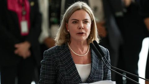 O comentário de Lula sobre a beleza de Gleisi Hoffmann levanta questões sobre machismo e a evolução do feminismo na sociedade. - Imagem: Reprodução | Agência Brasil