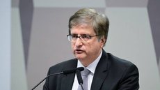 O procurador alerta sobre a falta de punição para tentativas de golpe e suas consequências autoritárias na sociedade - Imagem: Reprodução / Pedro França / Agência Senado