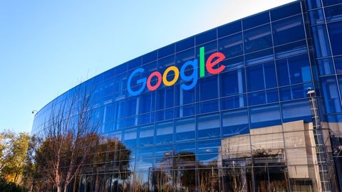 O Presidente-executivo da Alphabet afirmou que a empresa enfrenta um crescimento dramático - Imagem: divulgação/Google