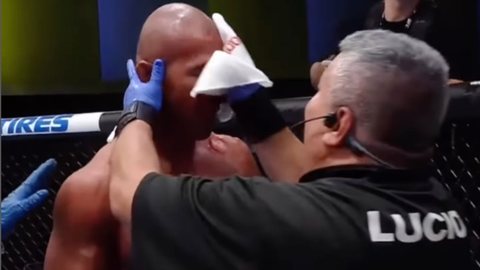 Imagem forte! Lutador do UFC tem rosto desfigurado após luta sangrenta - Imagem: reprodução Instagram @gregoryrodriguesmma