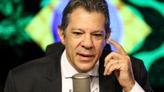 Fernando Haddad projeta queda nos juros e diz que cortes da Selic podem ser sustentáveis - Imagem: Reprodução/Twitter/X