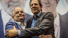 Lula sinalizou que a composição para a disputa pelo Governo de São Paulo já está definida, com Fernando Haddad e Márcio França - Imagem: Reprodução