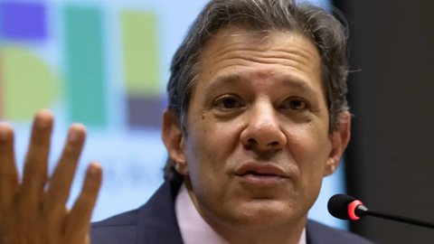 Para o ano fiscal de 2024 é obrigatória a declaração para quem recebeu mais de R$30,6 mil - Imagem: Reprodução / José Cruz / Agência Brasil