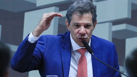 Haddad expressa confiança no processo investigativo e na atuação do Banco Central após a detenção de Vorcaro - Imagem: Reprodução / Lula Marques / Agência Brasil