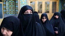 Mulheres iranianas de hijab. - Imagem: Pixbay