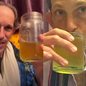 Homem bebe litros de urina diariamente e choca internet pelo motivo; confira - Imagem: reprodução Facebook Brother Sage