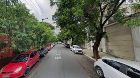 Mulher é assassinada a facadas no meio da rua, na Zona Sul de São Paulo - Imagem: reprodução / GoogleStreetView via R7