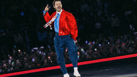 Harry Styles teve o show que faria nesta terça-feira, 21 de julho, no MorumBIS, cancelado devido a um problema de saúde na turnê; apresentação marcada para sexta-feira permanece confirmada - Imagem: Reprodução